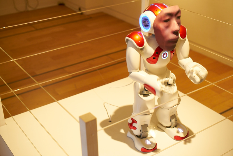 異能vationプログラムで開発した「デジタルシャーマン」は、日本の仏教の“四十九日”のためのロボットアプリケーション。