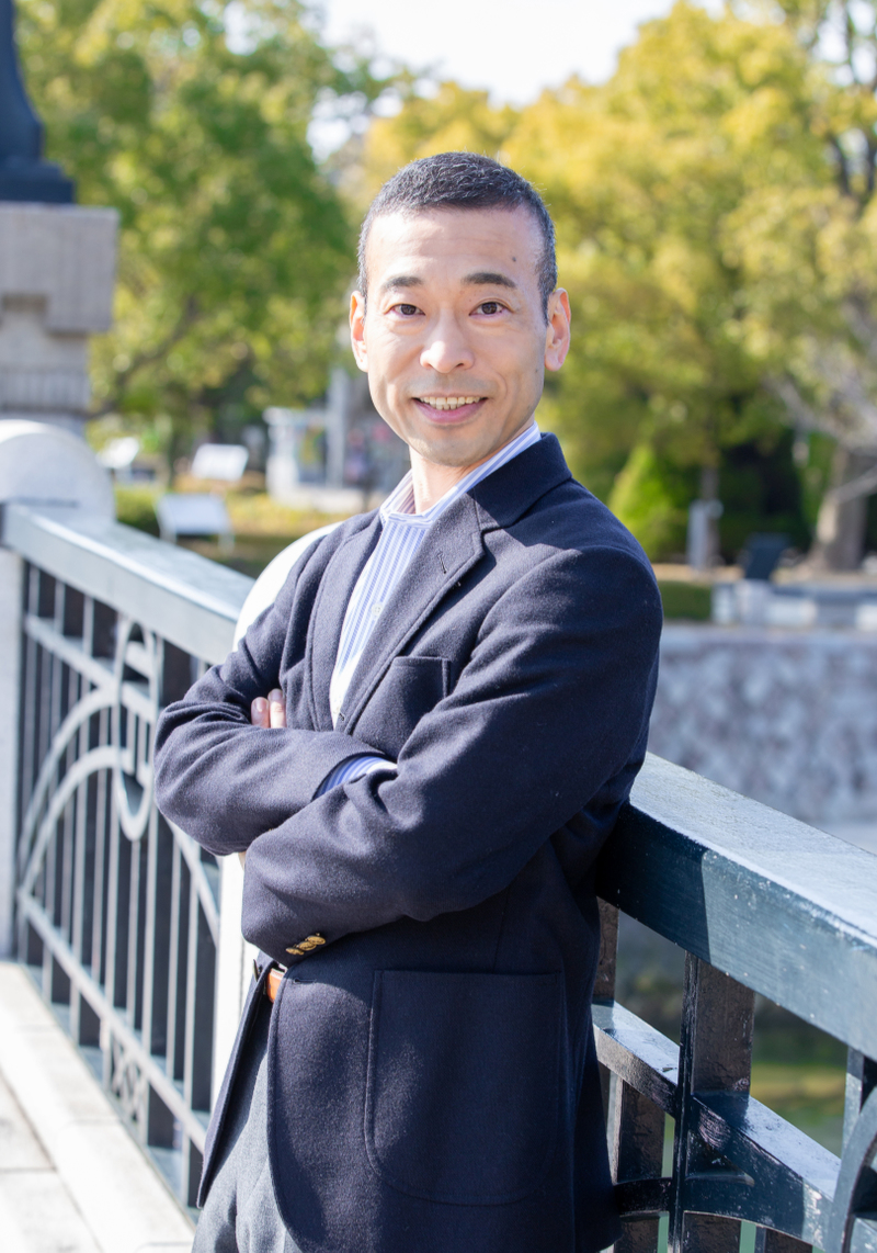 耳飾り型コンピュータ | 谷口 和弘 | InnoUvators